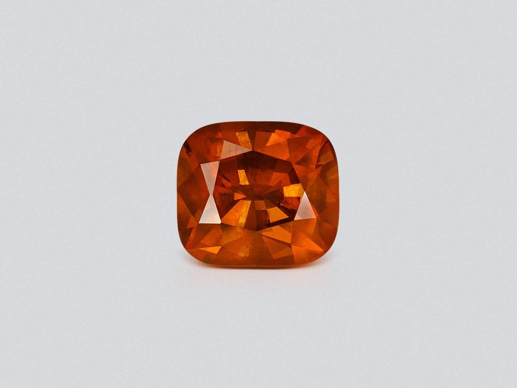 Deep orange clinohumite in cushion cut 6.77 carats, Afghanistan Image №1