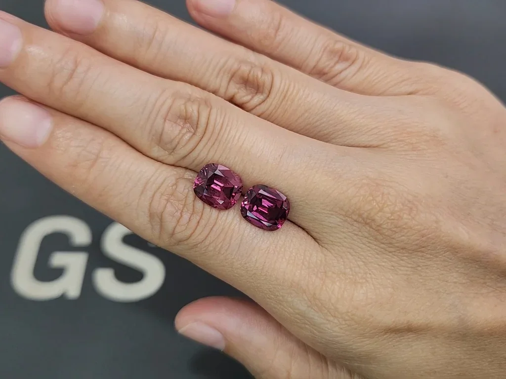 Pair of purple rhodolite in cushion cut 7.59 carats, Tanzania Image №2