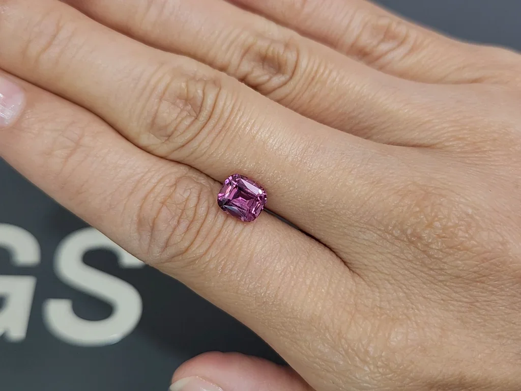 Rhodolite garnet cushion cut 2.09 carats, Tanzania Image №2