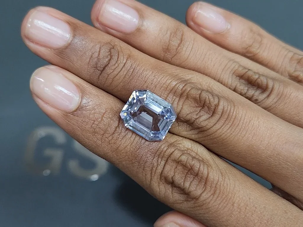 Unheated white saphir octagon cut 10.02 carats, Sri Lanka Image №2