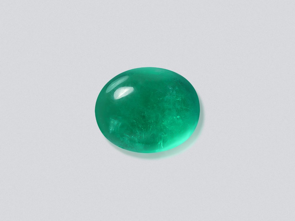 Emerald cabochon cut 2.73 carats, Russia Image №1