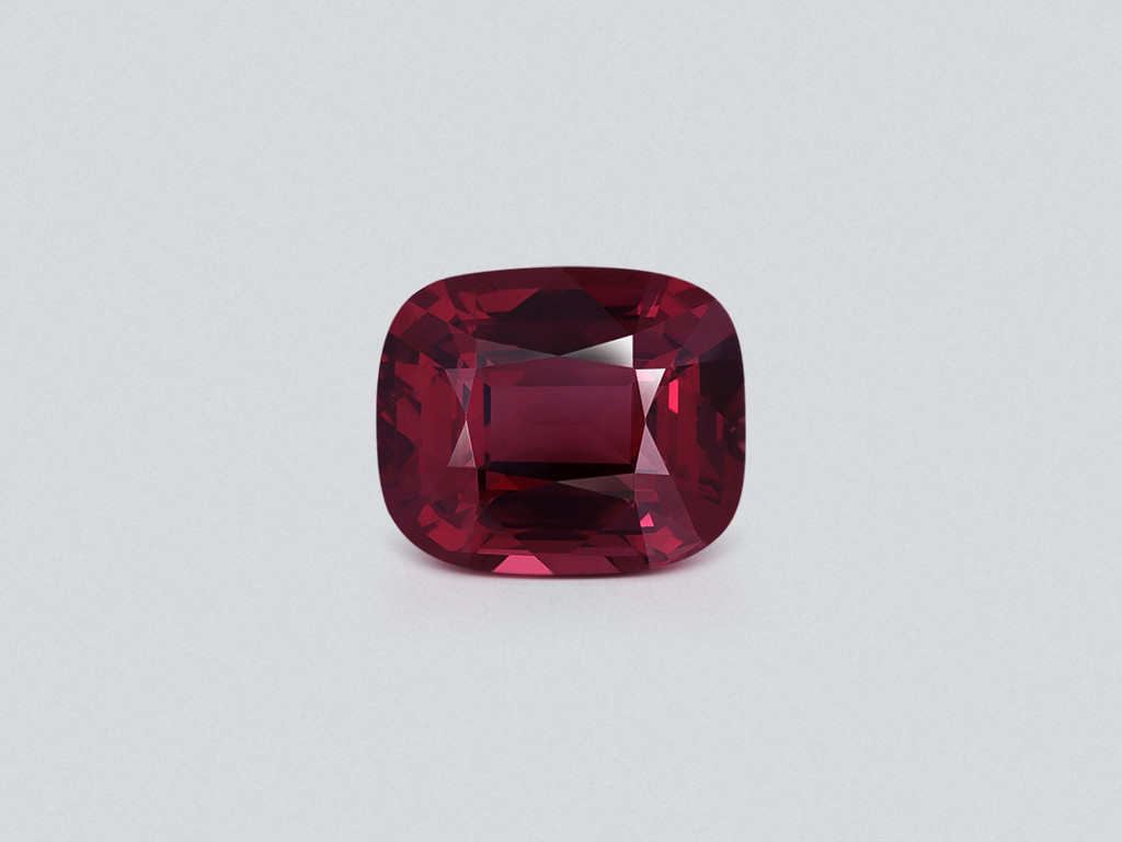 Purple garnet cushion cut 7.90 carats, Africa Image №1