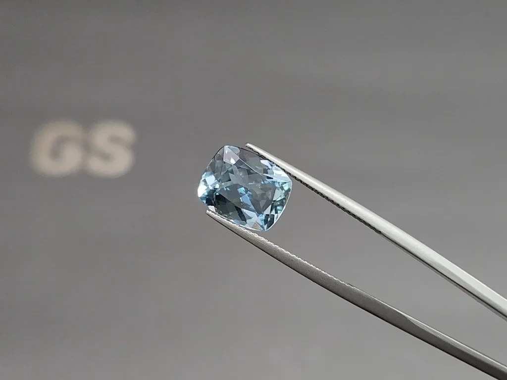 Aquamarine cushion cut 3.31 carats, Madagascar  Image №3