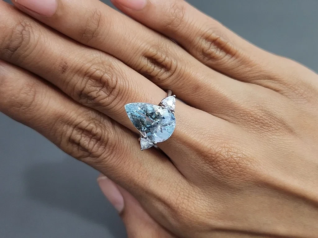 Aquamarine pear cut 6.81 carats, Madagascar Image №5