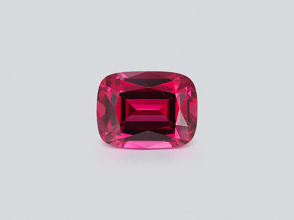 Garnet  rhodolite cushion cut 7.90 carats, Madagascar Image №1