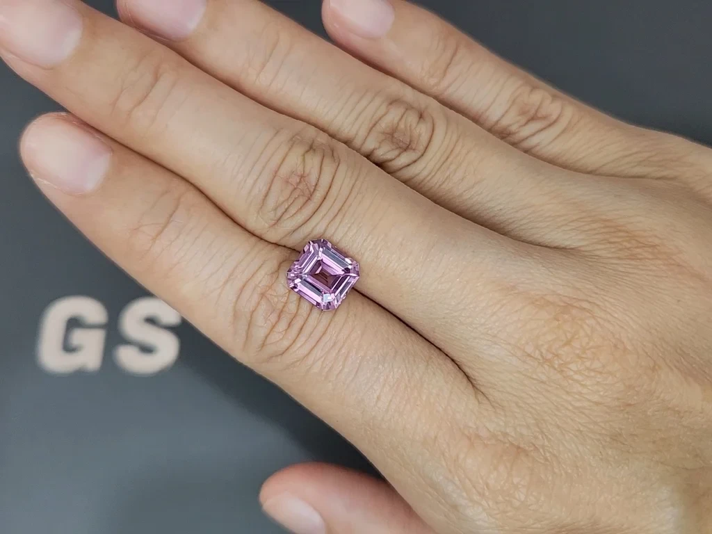 Spinel lavender octagon cut 3.14 carats, Tanzania Image №2