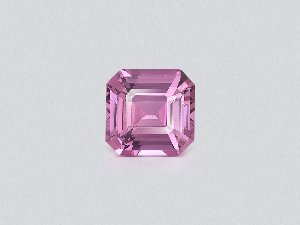 Spinel lavender octagon cut 3.14 carats, Tanzania Image №1