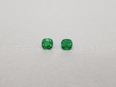 Pair of green cushion cut tsavorite garnets 2.35 ct photo