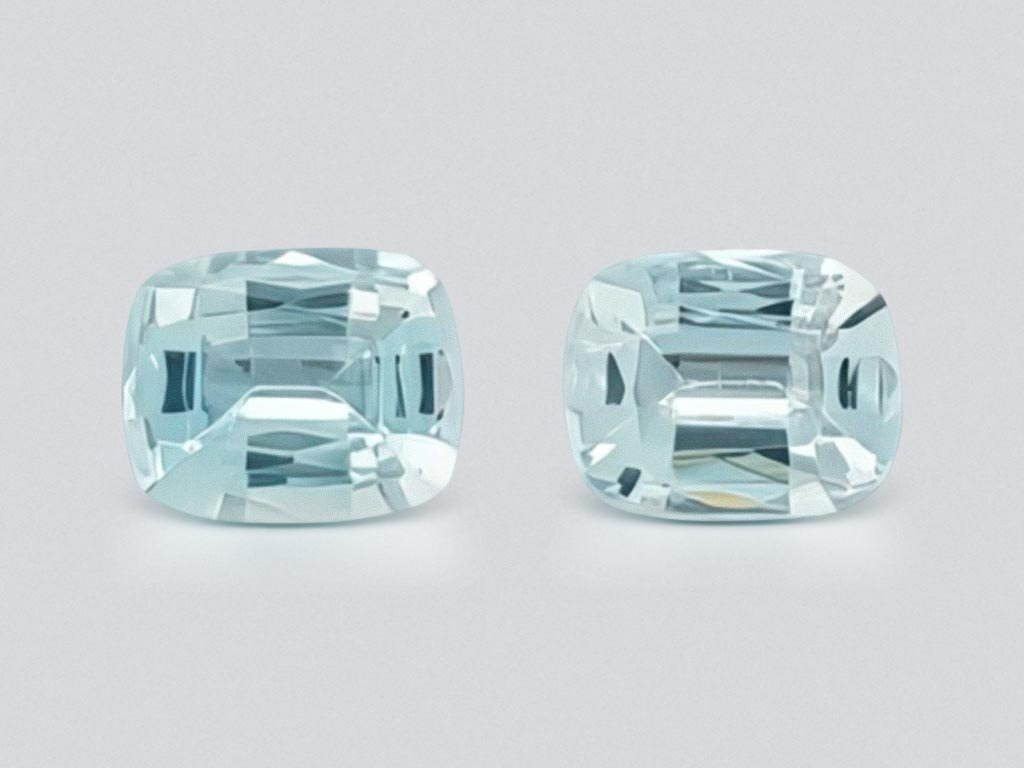 Pair of aquamarines from Madagascar in a cushion cut 0.88 ct Image №1