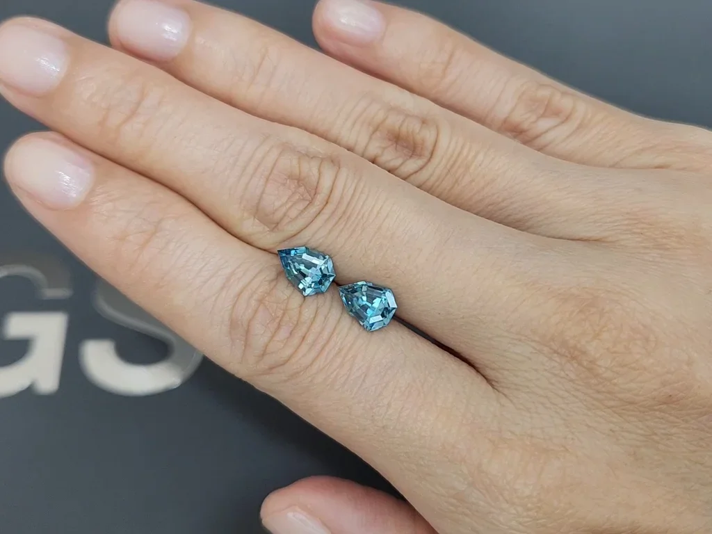 Pair of blue zircons in fancy cut 3.30 carats, Cambodia  Image №2
