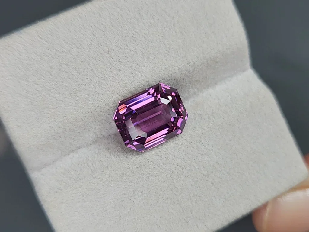 Purple spinel octagon cut 6.05 carats, Burma Image №4
