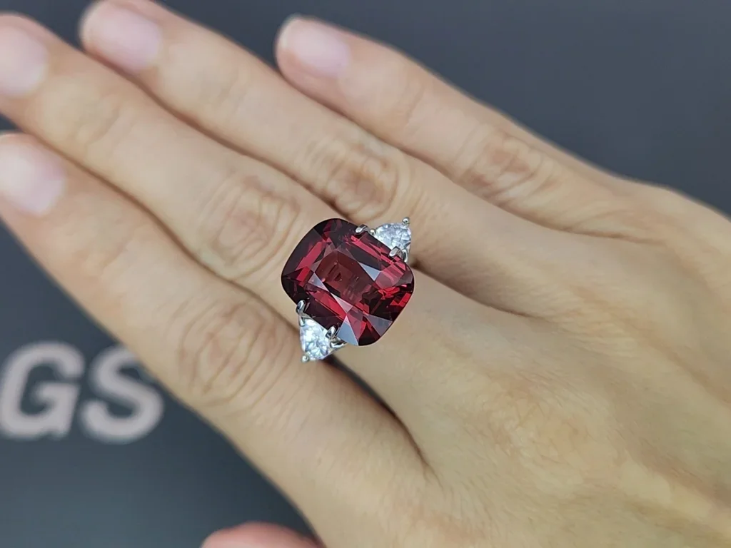 Purple garnet cushion cut 10.42 carats, Africa Image №5