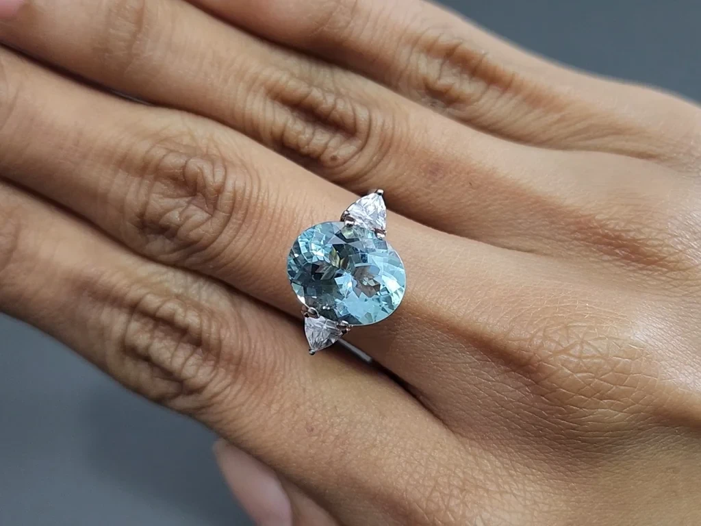 Aquamarine oval cut 4.84 carats, Madagascar Image №5