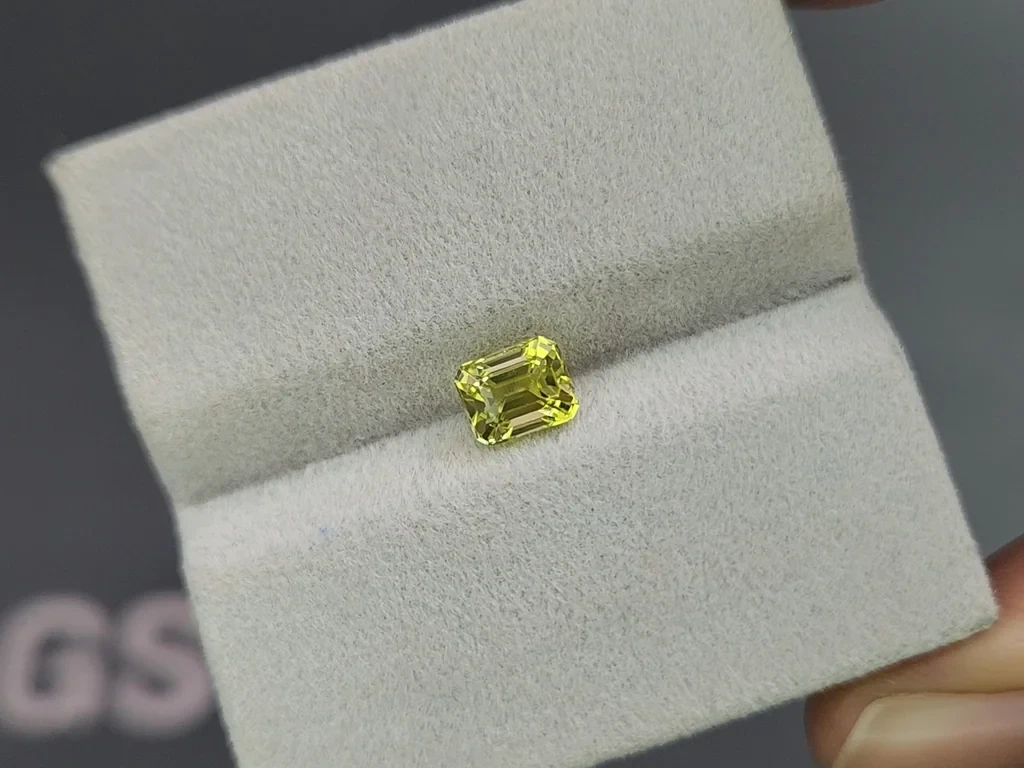 Chrysoberyl octagon cut 1.18 carats, Sri Lanka Image №4