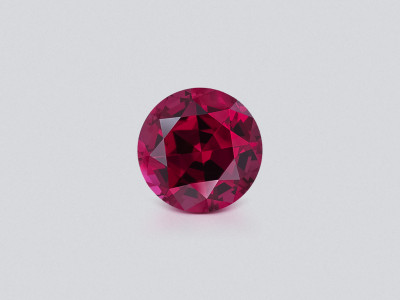 Rhodolite garnet  round cut  7.29 carats, Madagascar photo