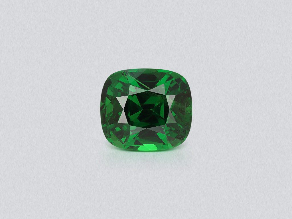 Tsavorite garnet cushion cut 5.05 carats, Tanzania Image №1