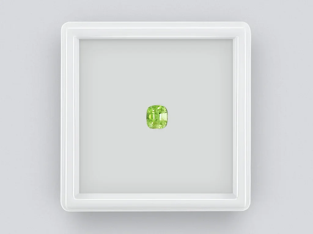 Cushion cut yellow-green tsavorite garnet 0.82 ct Image №1