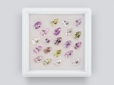 Set of calibrated sapphires 5x3 mm in pear cut 4.94 carats/21 pcs. photo