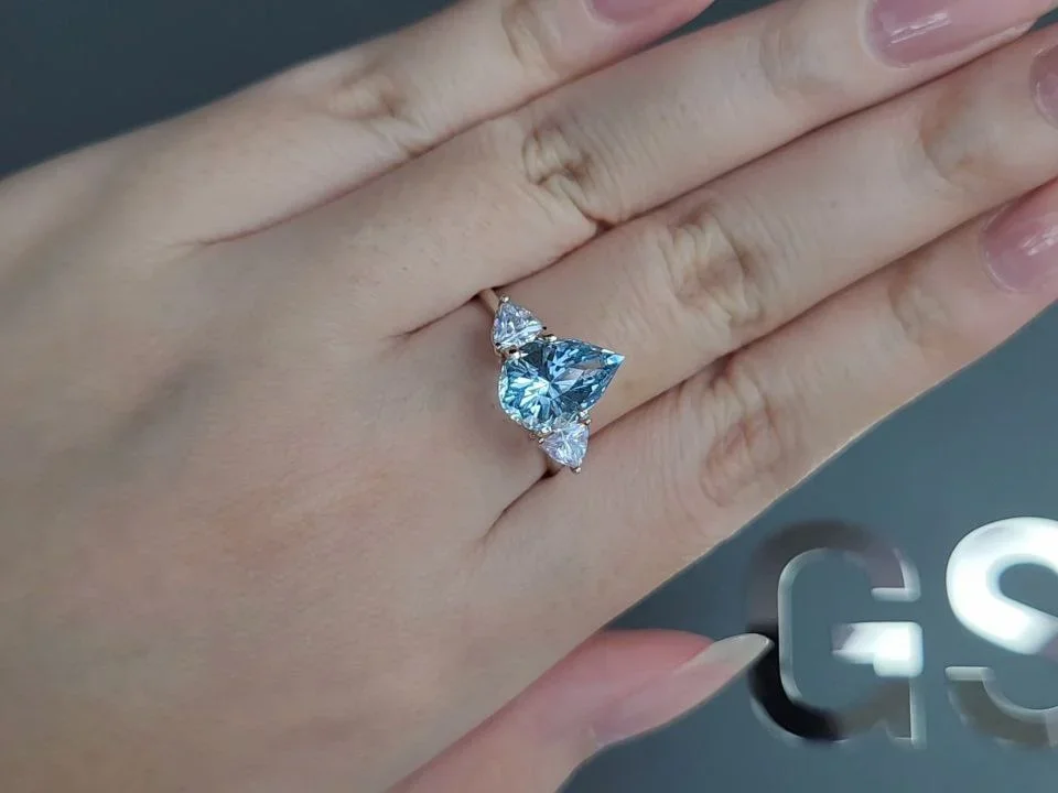 Light blue pear-cut aquamarine 3.25 carats, Madagascar  Image №5