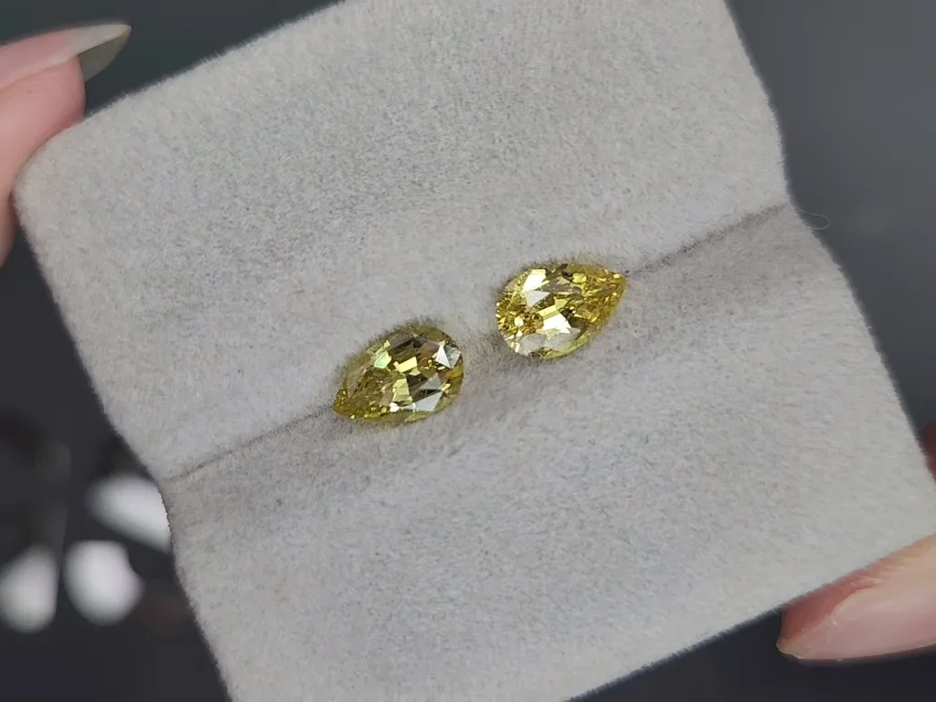 Set of unheated yellow sapphires  pear cut 2.98 carats, Madagascar Image №6