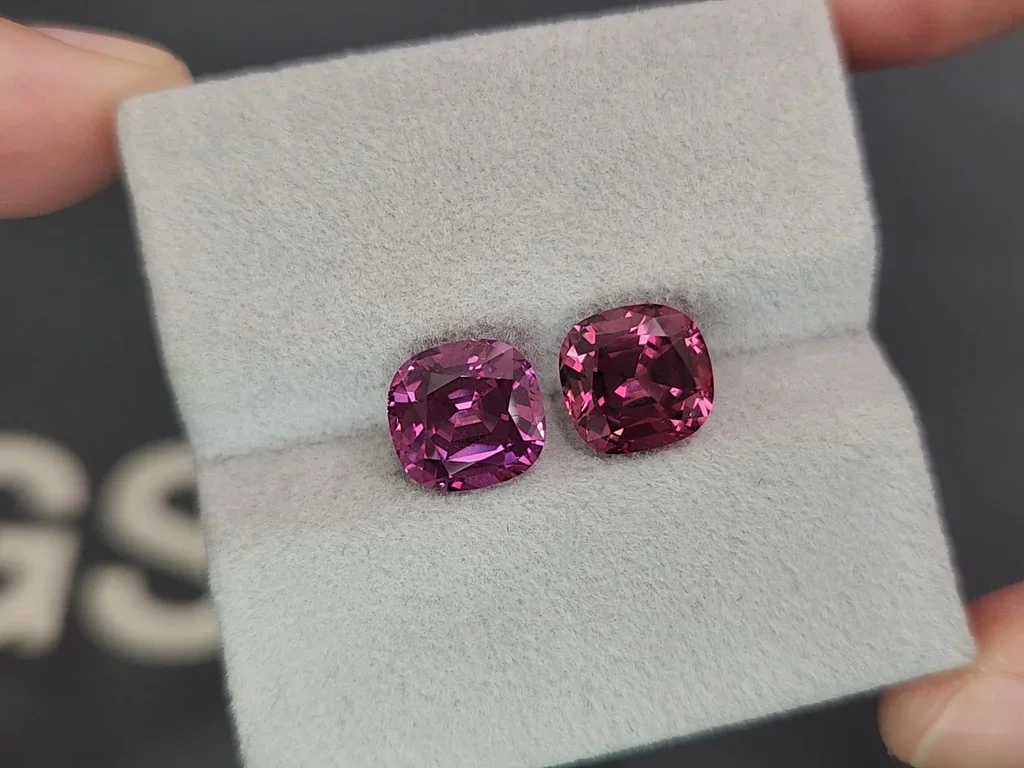 Pair of purple rhodolite cushion cut 6.62 carats, Tanzania Image №4