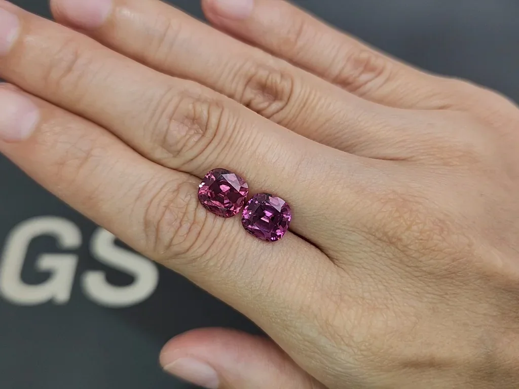 Pair of purple rhodolite cushion cut 6.62 carats, Tanzania Image №2