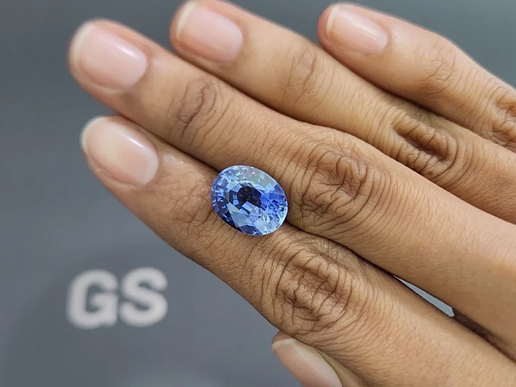 Intense Blue sapphire in oval cut 8.81 carats, Sri Lanka Image №2