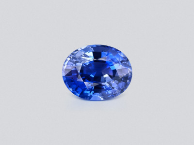 Intense Blue sapphire in oval cut 8.81 carats, Sri Lanka photo