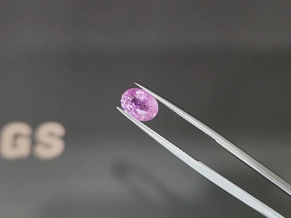 Unheated pink sapphire oval cut 2.05 carats, Sri Lanka Image №3