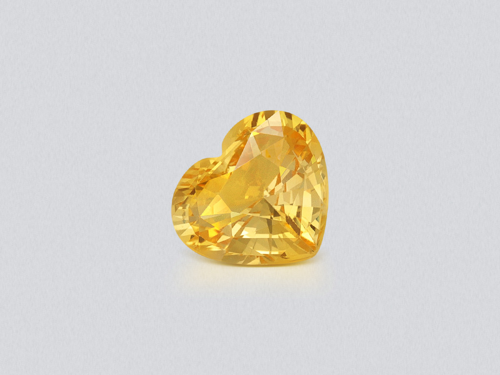 Sapphire Vivid Yellow heart shape 1.53 carats, Sri Lanka Image №1