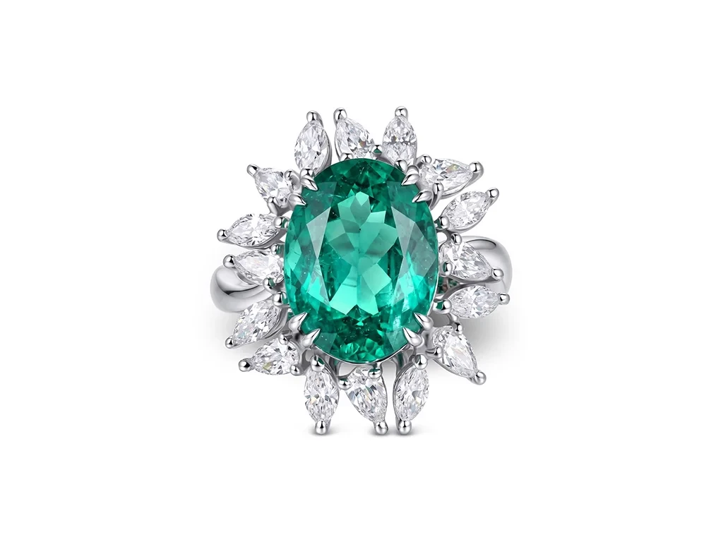 Ring with 4.45-carat Brazilian emerald and diamonds, set in 900 platinum Image №1