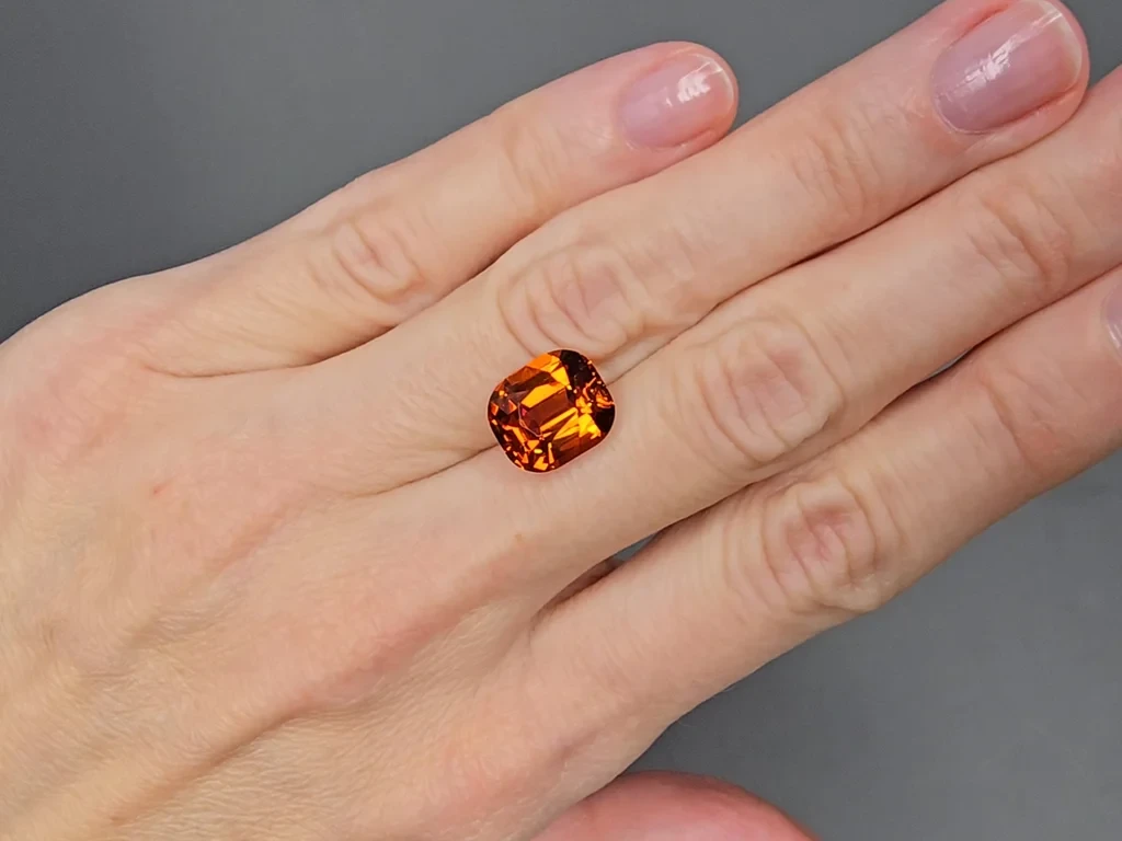 Fanta color garnet spessartine in cushion cut 8.77 carats, Africa Image №2