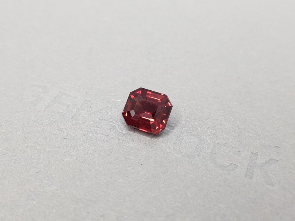 Brilliant red octagon cut zircon 3.43 ct Image №4
