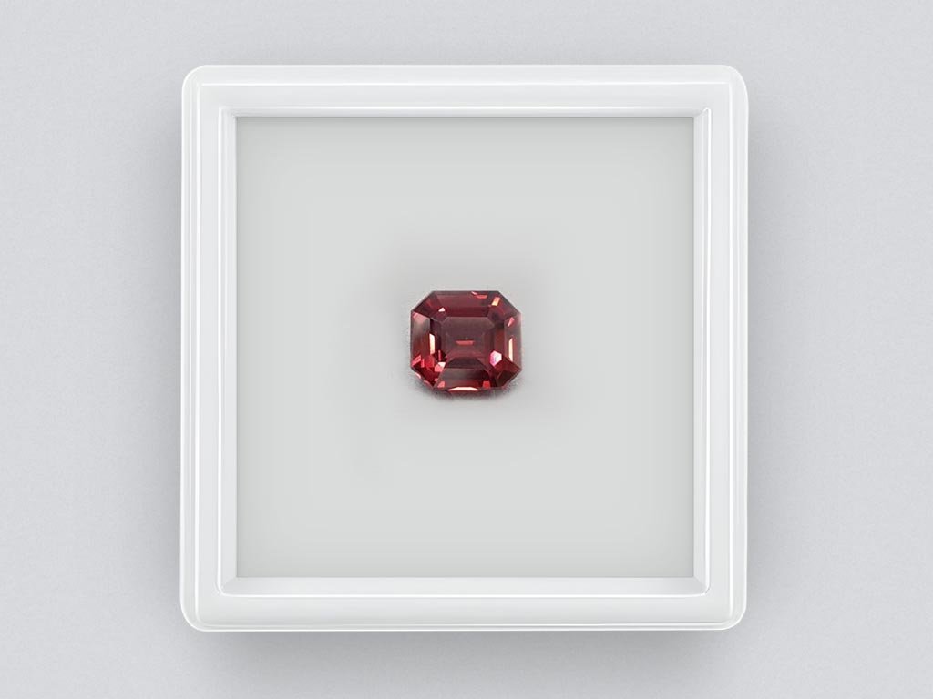 Brilliant red octagon cut zircon 3.43 ct Image №1
