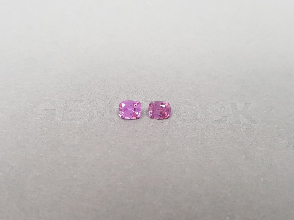 Pair of unheated cushion-cut pink sapphires 1.00 ct, Sri Lanka Image №1
