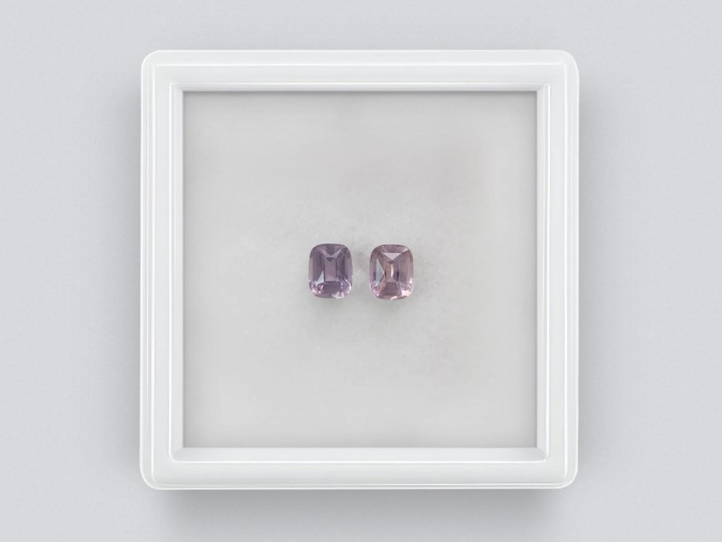 Pair of lavender unheated cushion-cut sapphires 1.12 carats, Madagascar Image №1