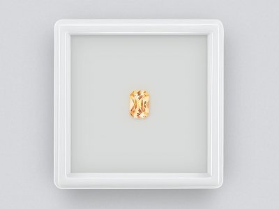 Yellow radiant cut sapphire 1.02 carats, Madagascar photo