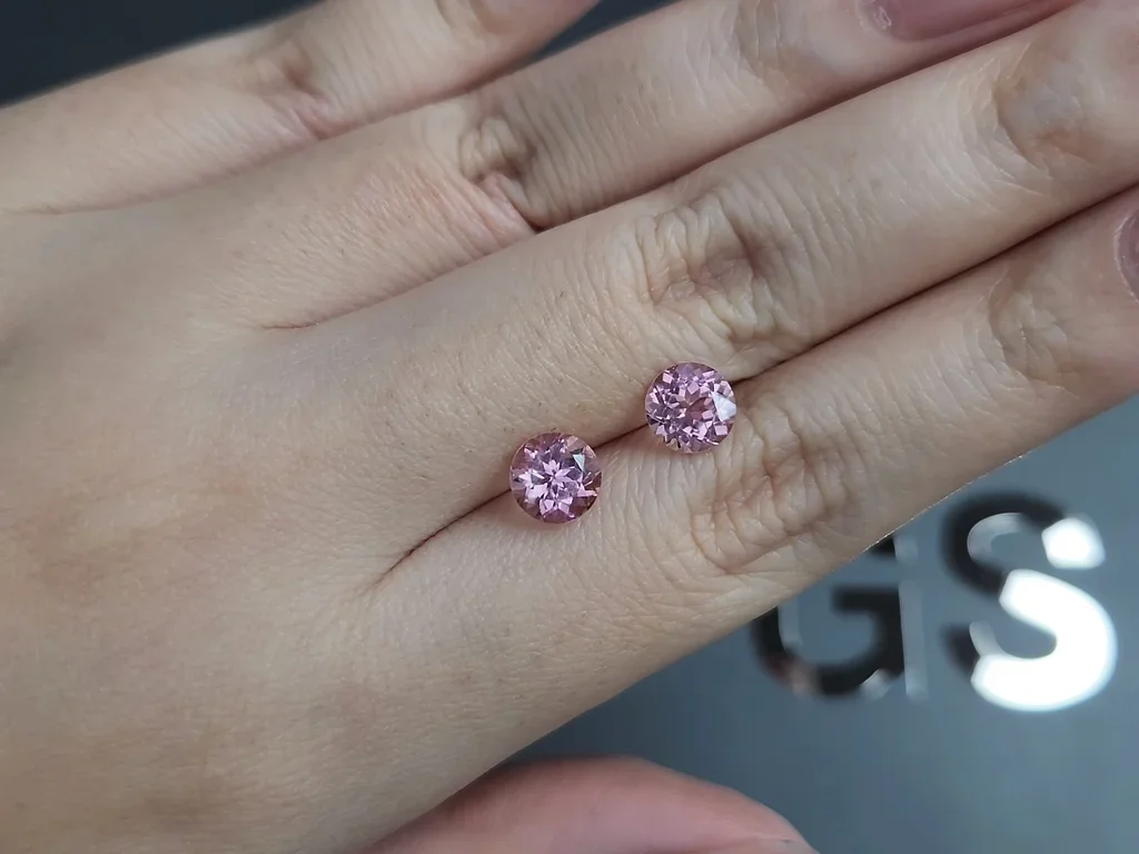 Pair of pink tourmalines in round cut 2.20 carats, Africa Image №2