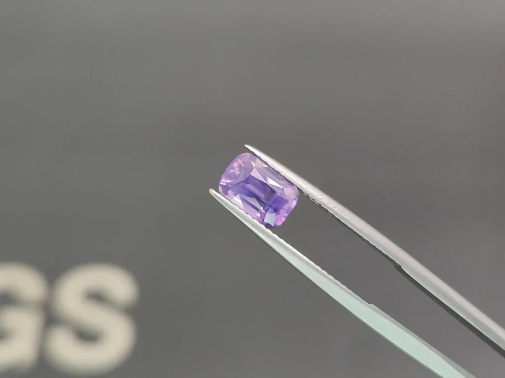 Unheated sapphire with silk effect in oval cut 2.10 carats, Tanzania Image №3