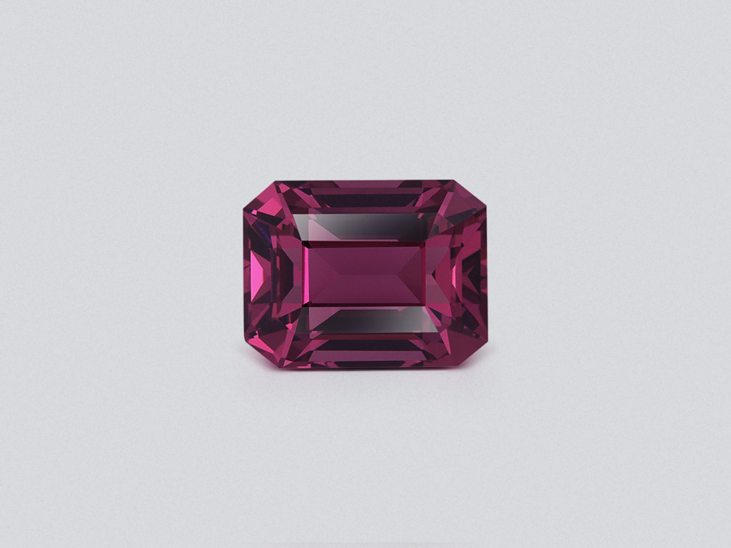 Purple garnet octagon cut 3.31 carats, Africa Image №1
