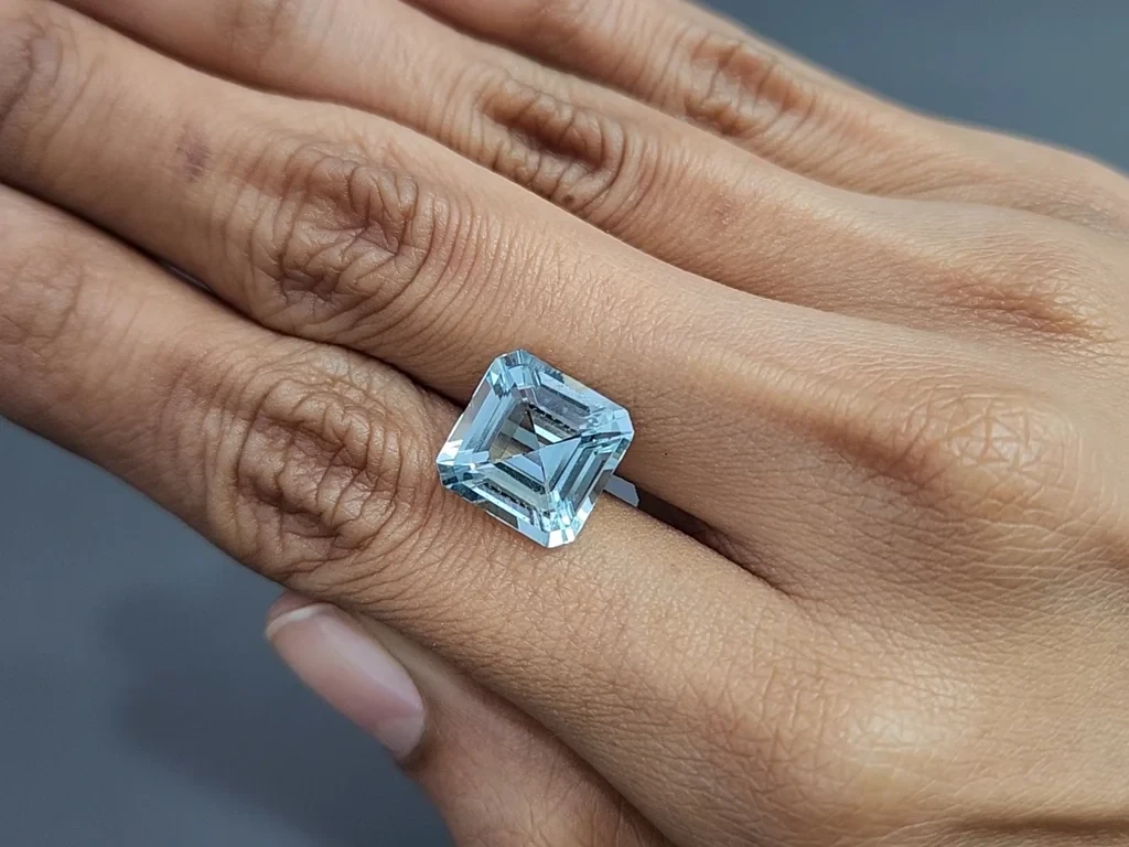 Aquamarine asscher cut 6.56 carats, Madagascar Image №2