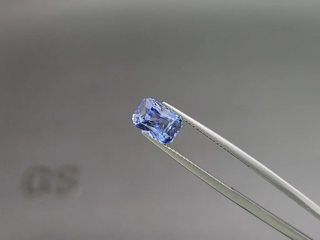 Blue sapphire radiant cut 3.16 carats, Sri Lanka Image №3