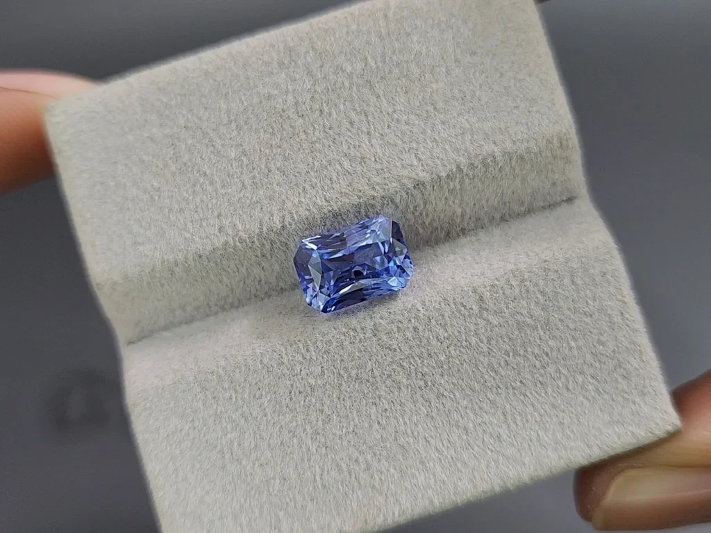 Blue sapphire radiant cut 3.16 carats, Sri Lanka Image №4