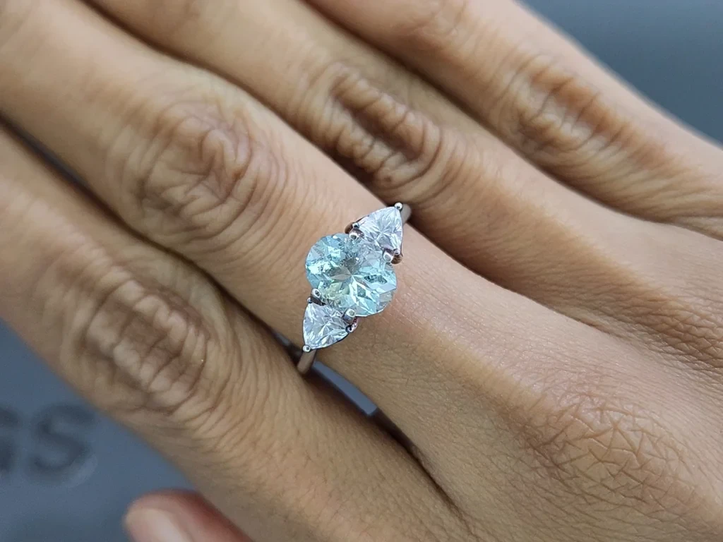 Aquamarine oval cut 1.68 carats, Madagascar  Image №5