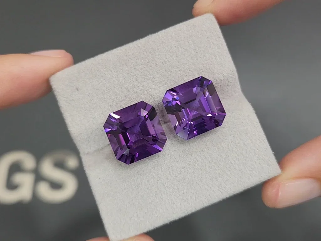 Set of three intense violet amethysts in asscher cut 22.17 carats, Sri Lanka Image №6