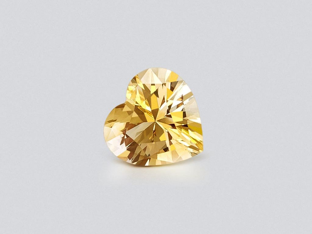 Citrine in a high-precision heart cut 5.03 carats, Africa Image №1