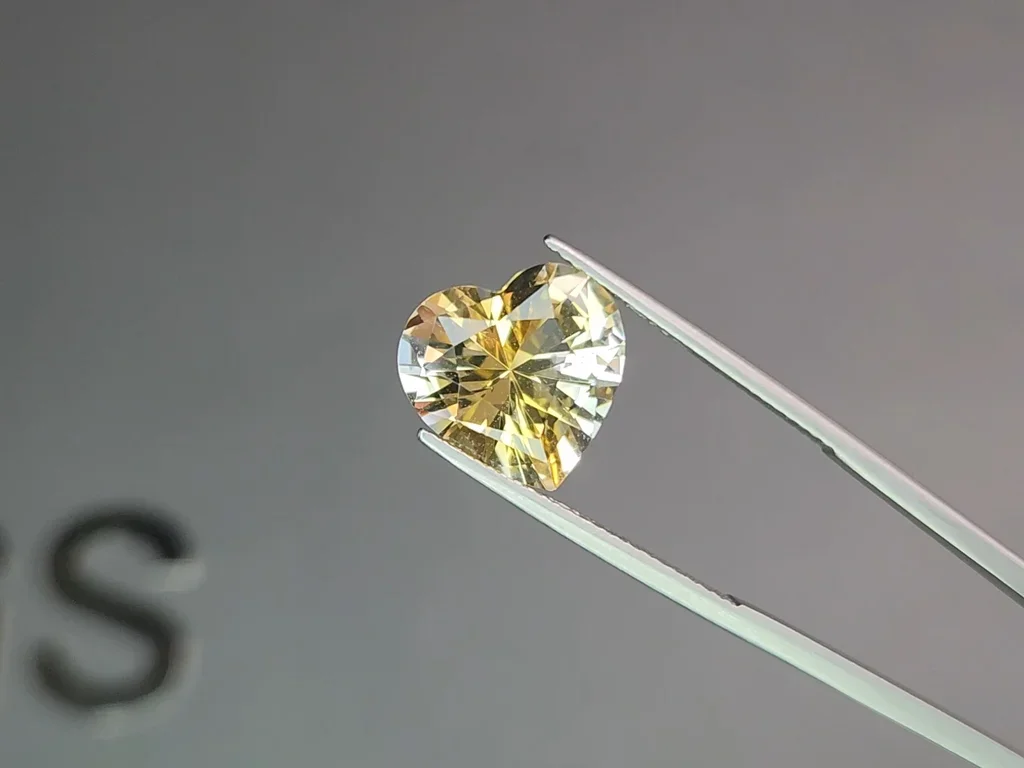 Citrine in a high-precision heart cut 5.03 carats, Africa Image №3