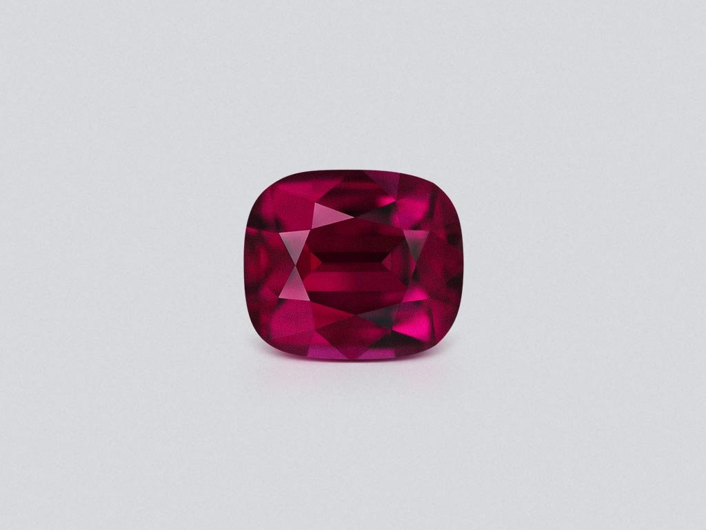 Purple rhodolite garnet in cushion cut 7.06 carats, Tanzania  Image №1