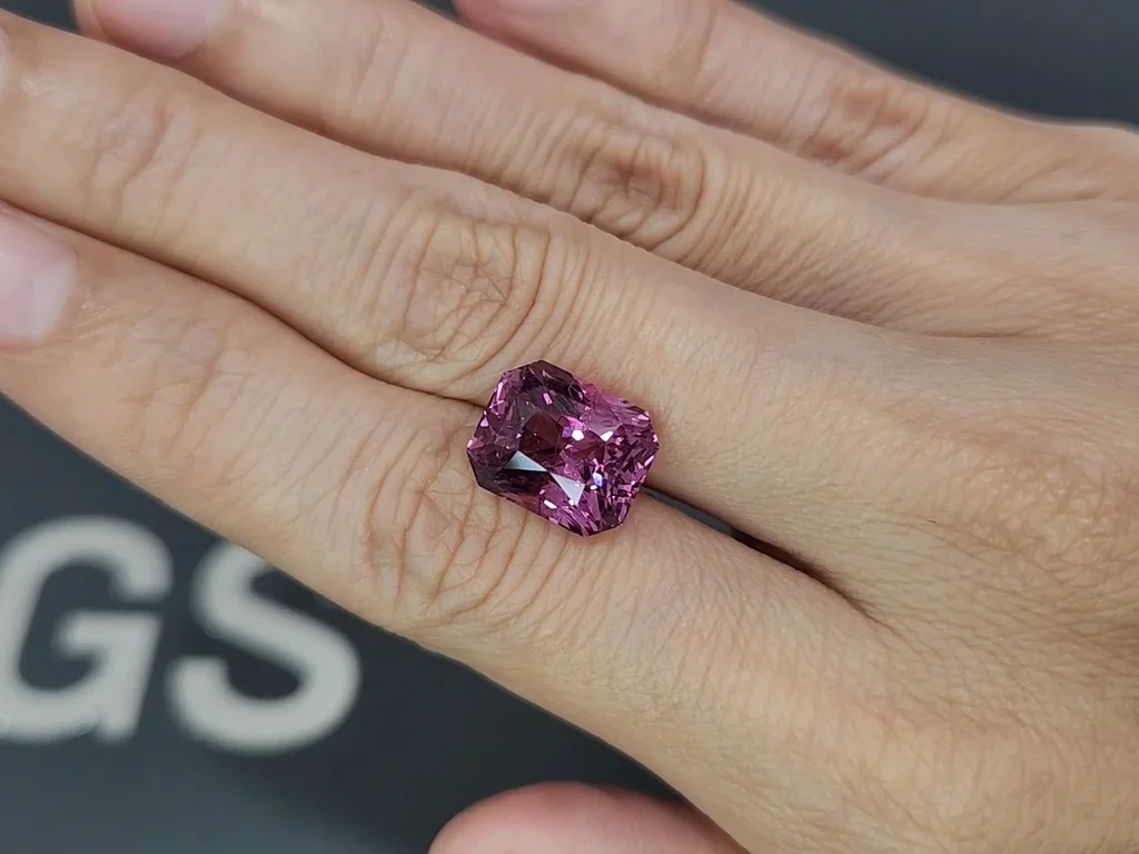 Pink spinel radiant cut  9.25 carats, Tanzania Image №2