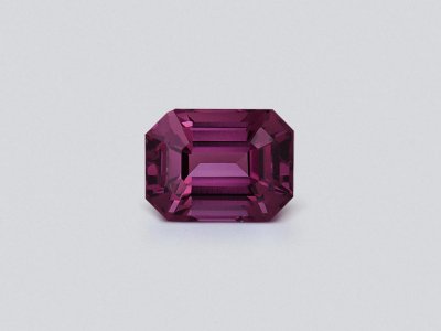 Purple spinel octagon cut 2.40 carats, Tanzania photo